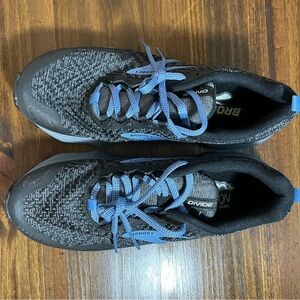 NWT Brooks Running Shoes Size 8.5